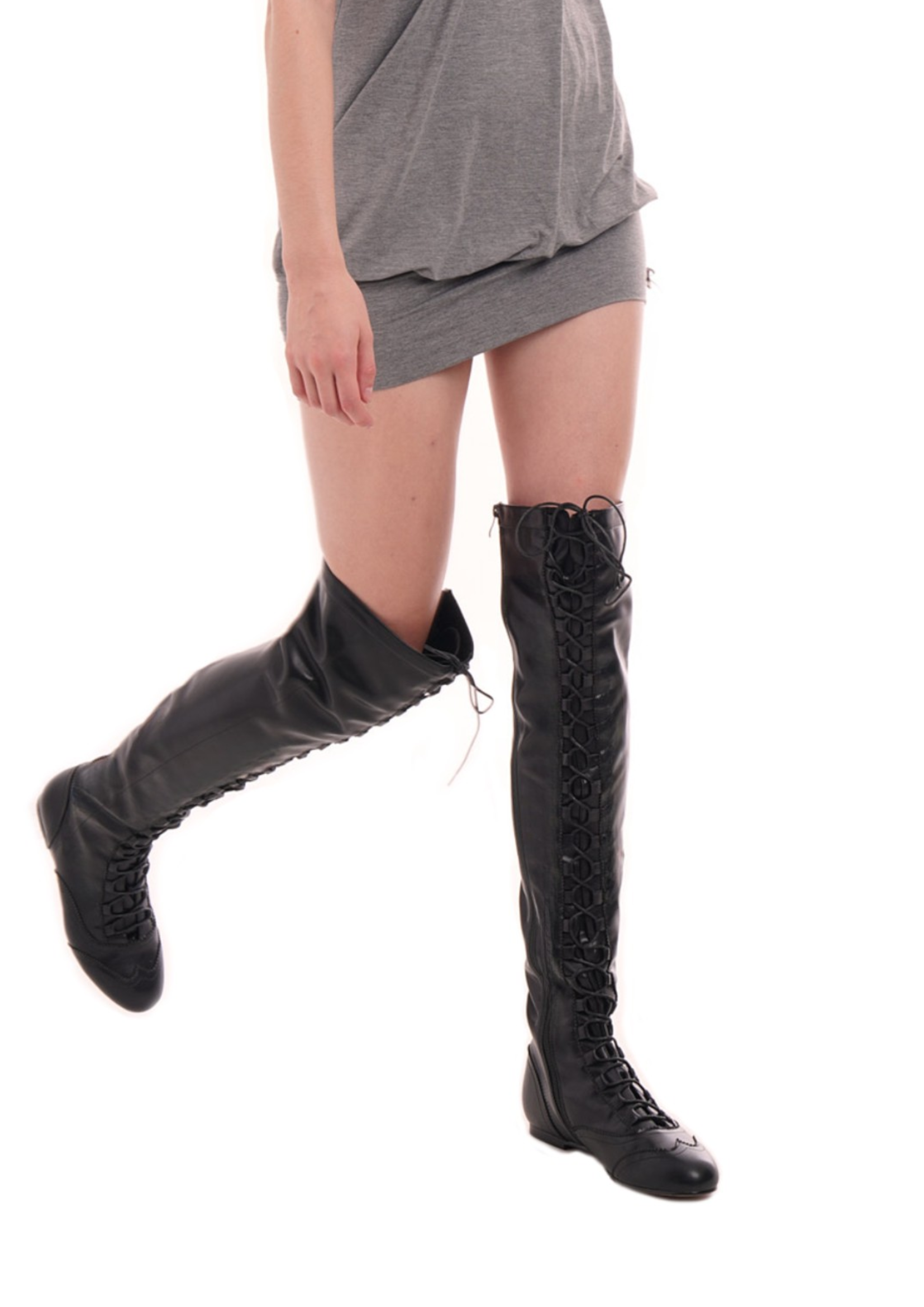 MISSION BOOTS IN BLACK