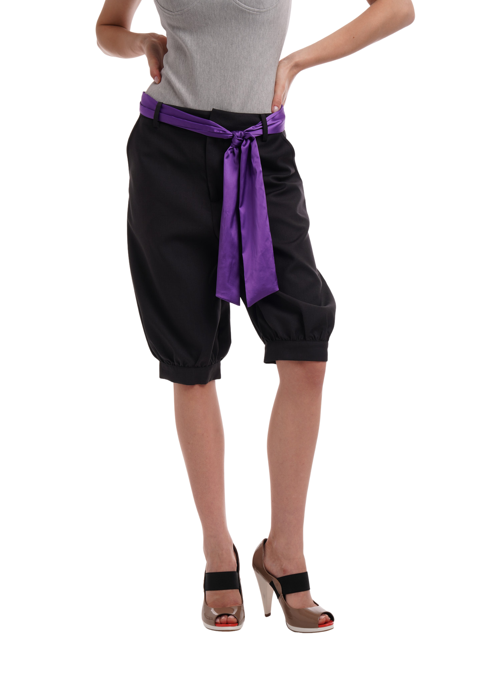 SLOUCH CAPRIS IN GREY