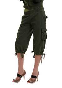 UTILITY TRACK CAPRIS IN MILITARY GREEN