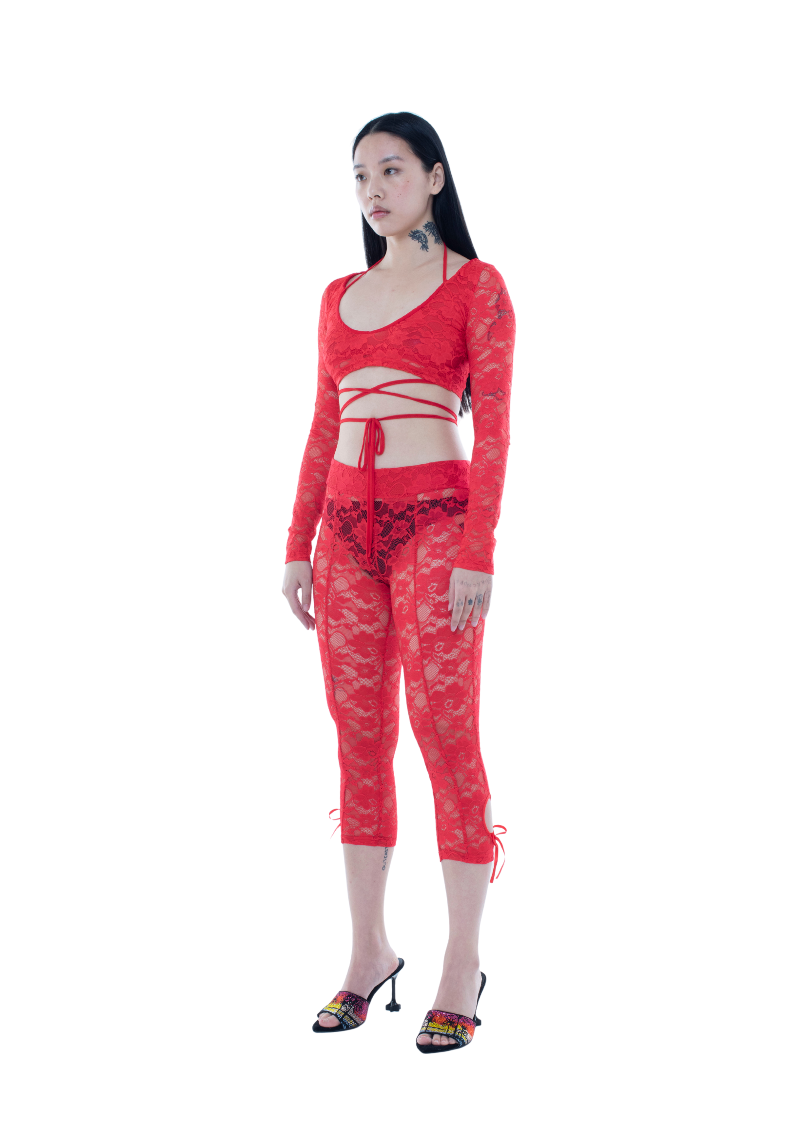 LACE CROP TOP IN RED