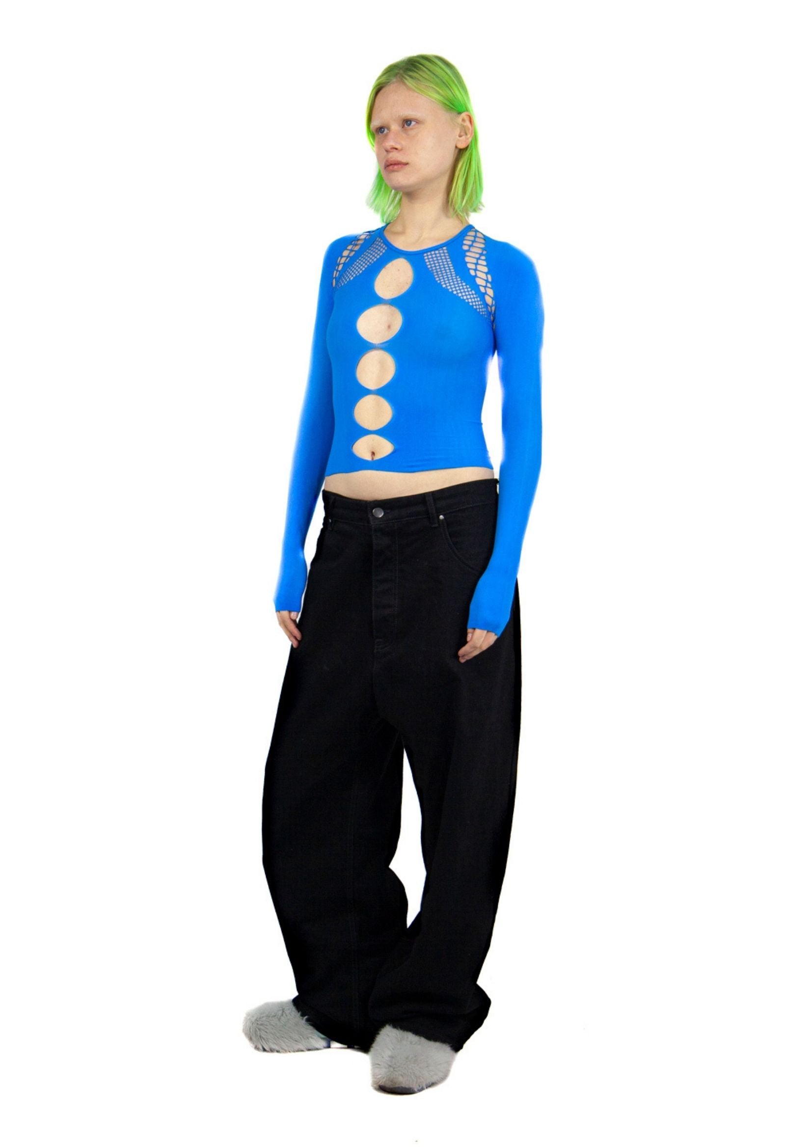 LONG-SLEEVE SHAPEWEAR TOP IN BLUE