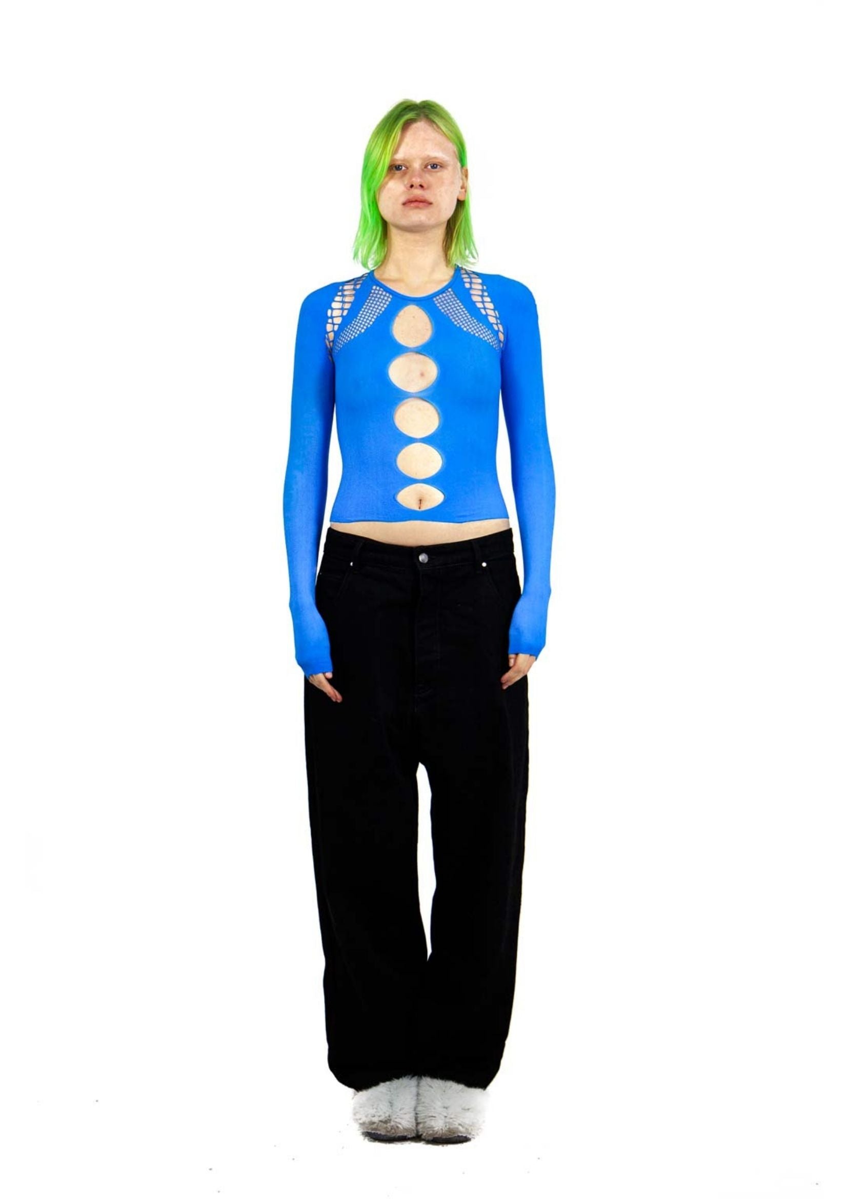 LONG-SLEEVE SHAPEWEAR TOP IN BLUE