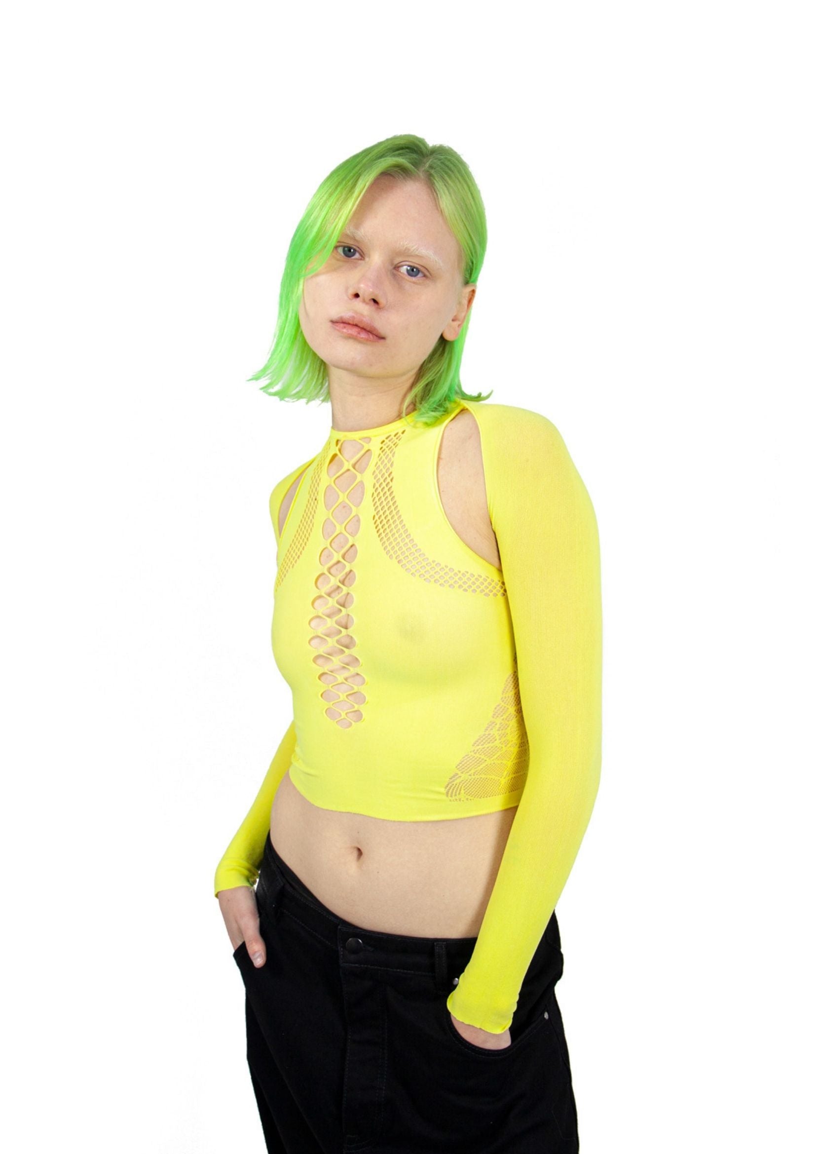 SHAPEWEAR STRETCH TOP & SLEEVES IN YELLOW