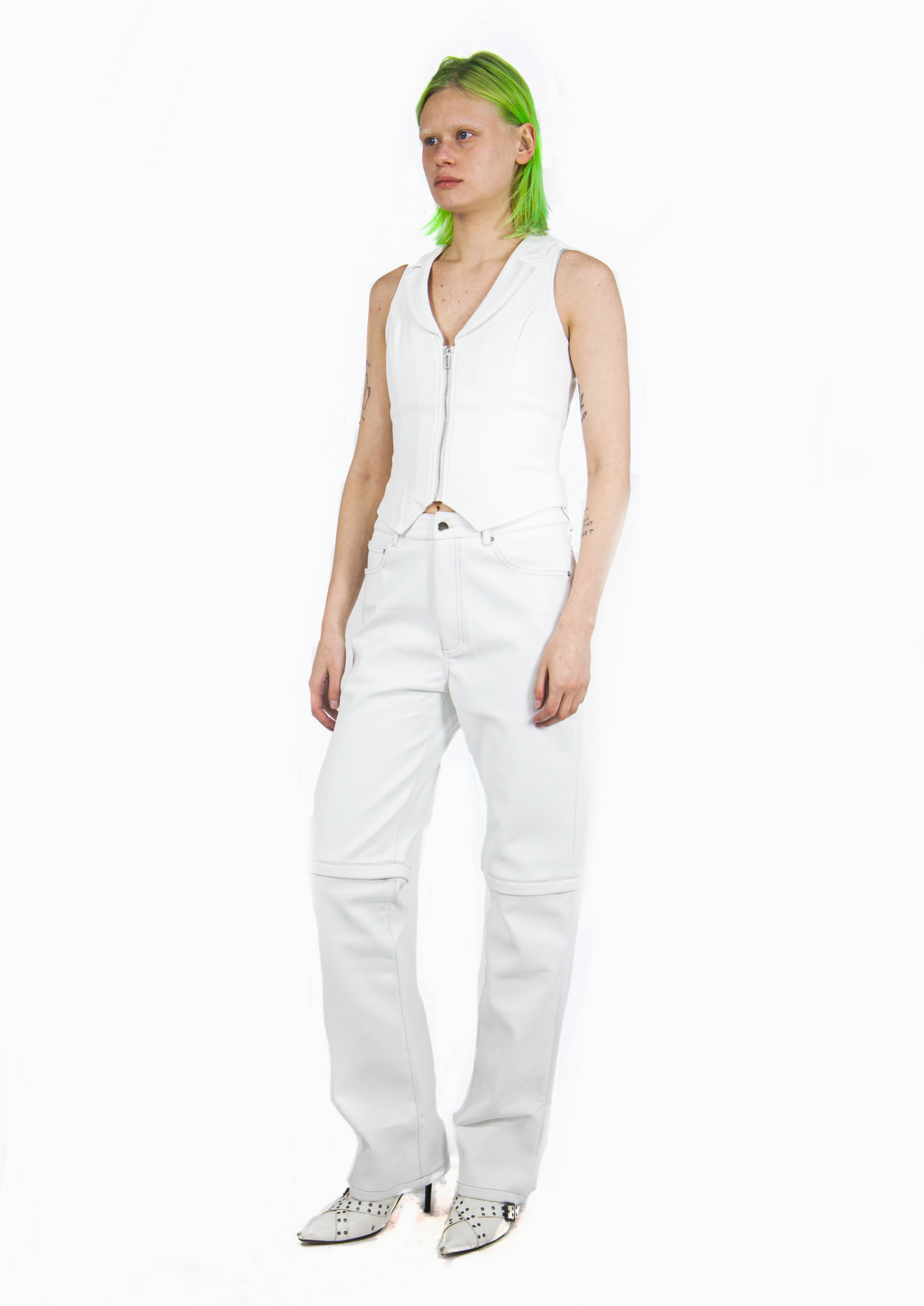 DETACH TROUSERS IN WHITE