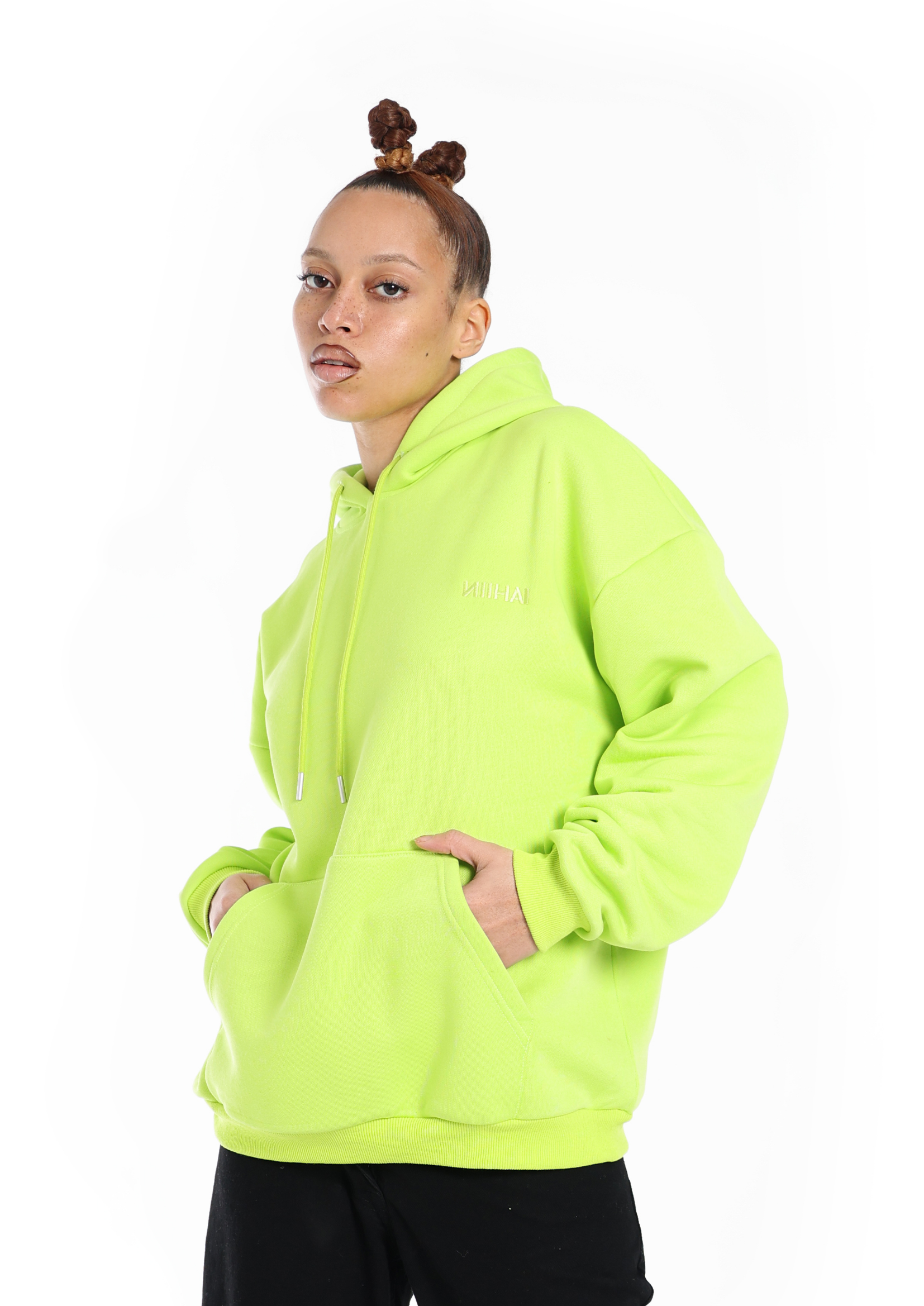 BASiCS HOODiE IN LIME