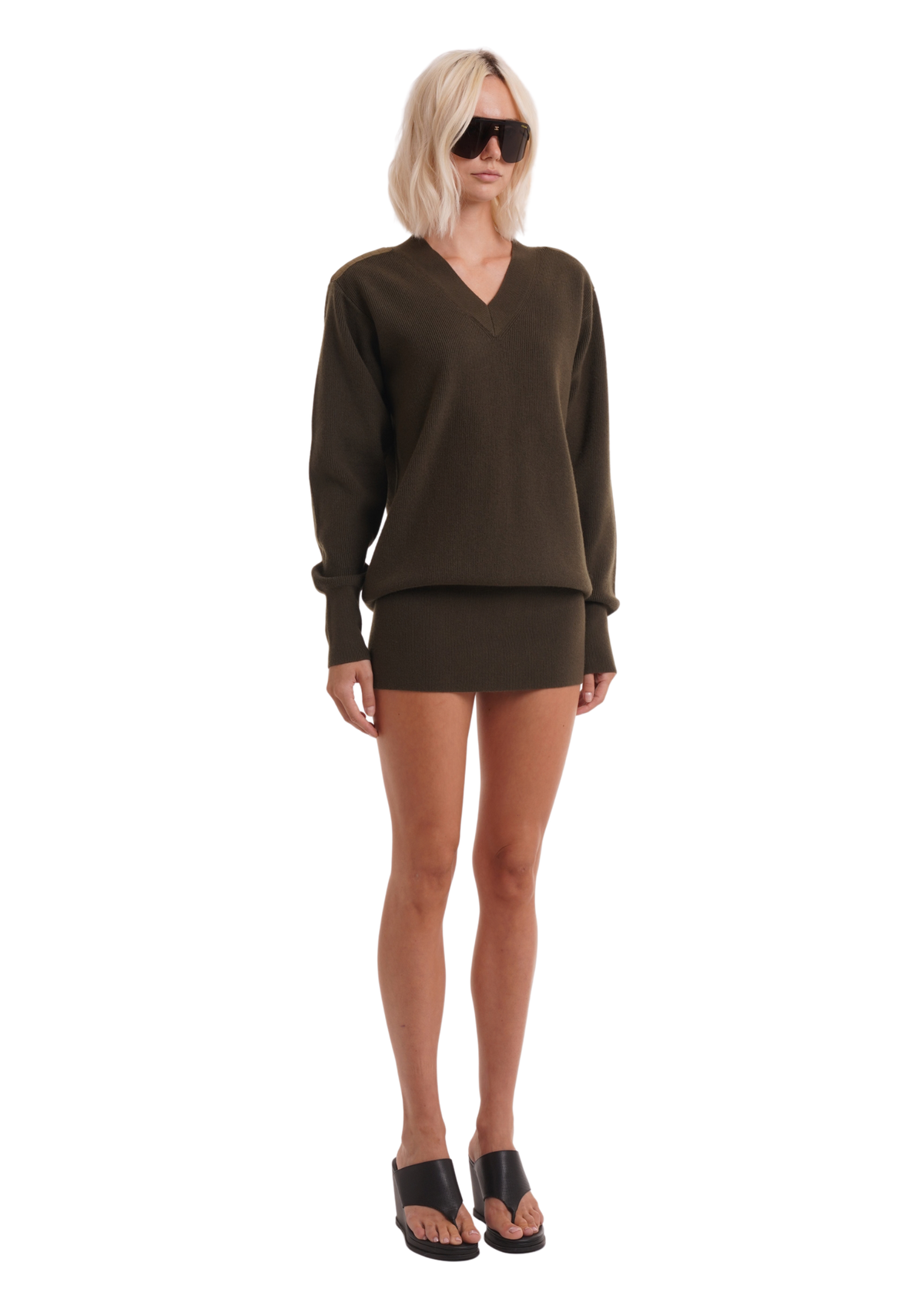 THE LIVI SWEATER IN ARMY GREEN
