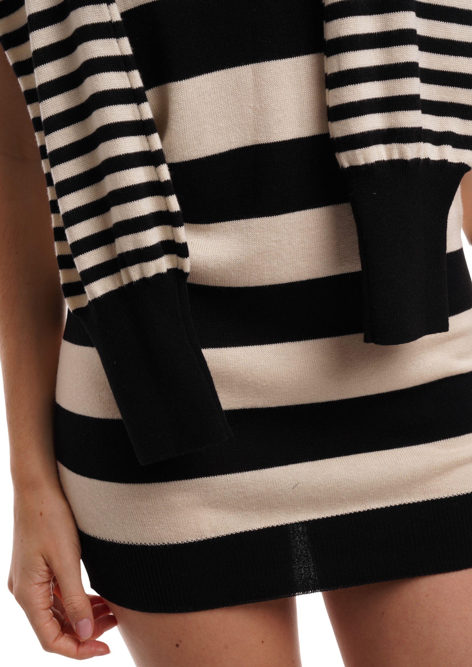 STACK PULL OVER IN STRIPES