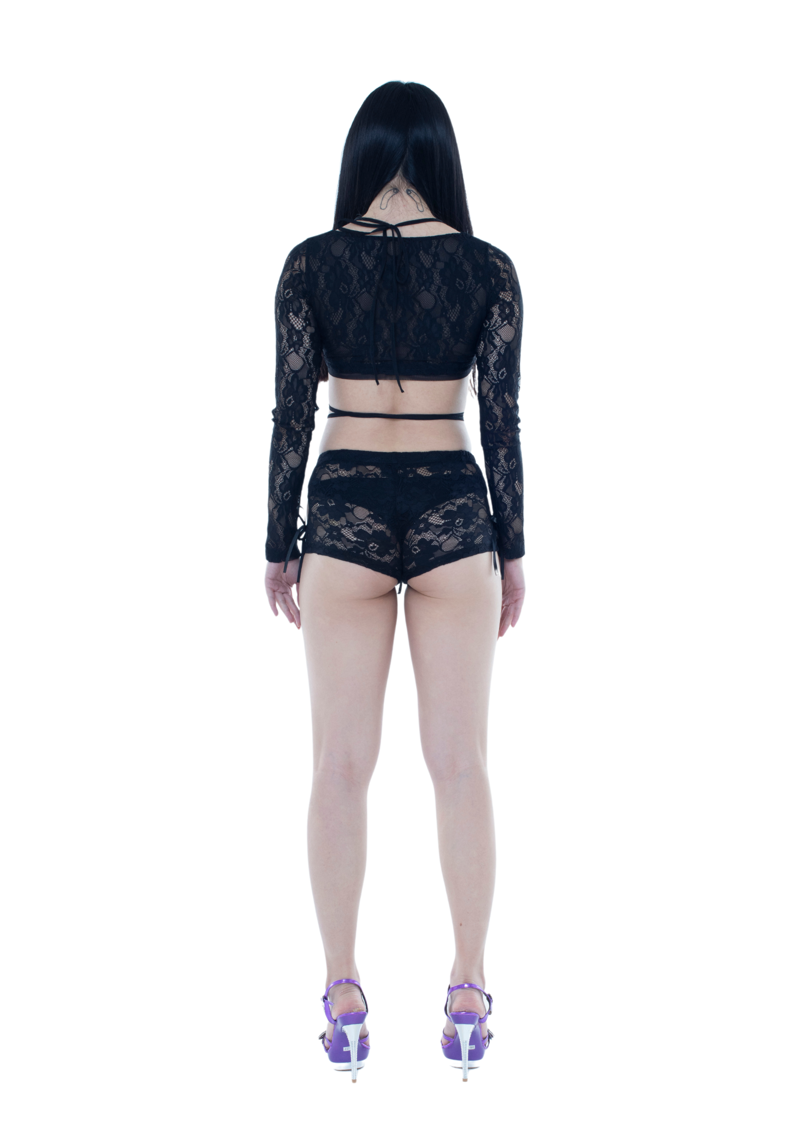 NiiHAi Ltd — LACE CROP TOP IN BLACK