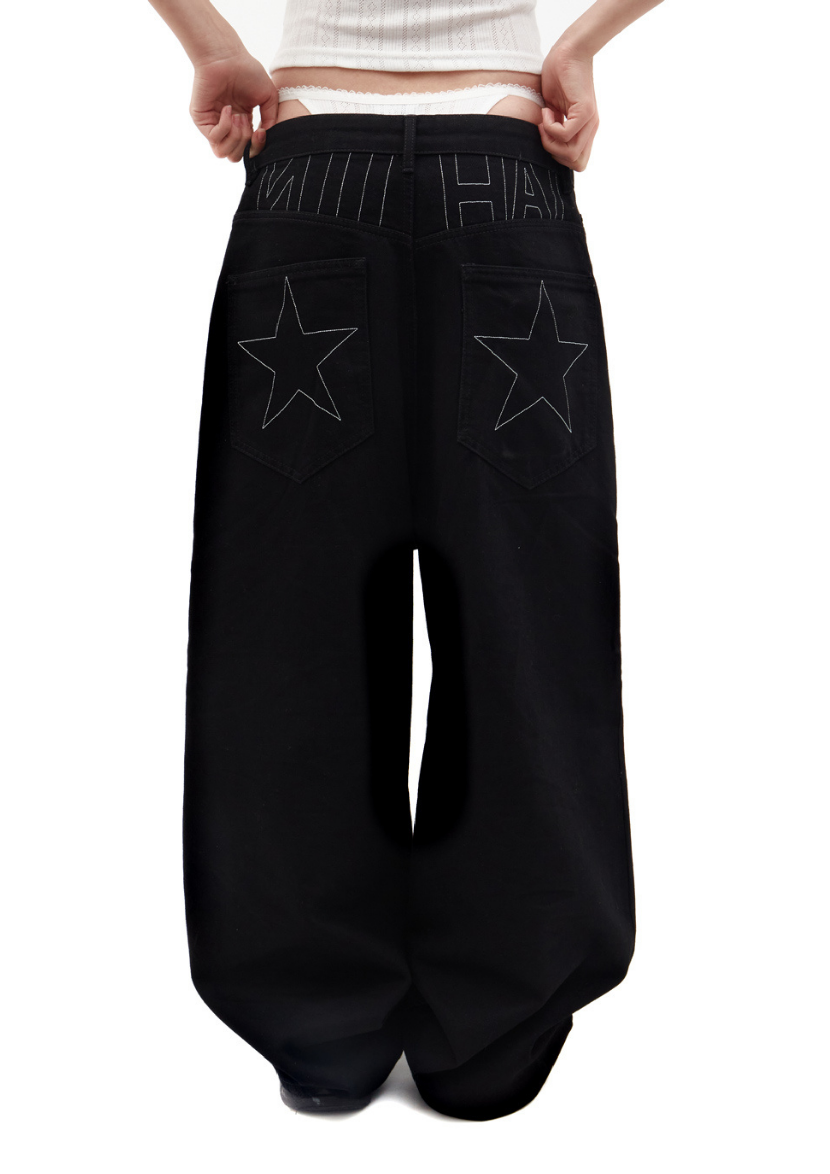 BAGGY JEANS IN BLACK